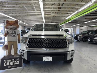 2018 Toyota Tundra SR5 (LOW MILES 55K) 12 SERVICE RECORDS - Photo 2 - Portland, OR 97267