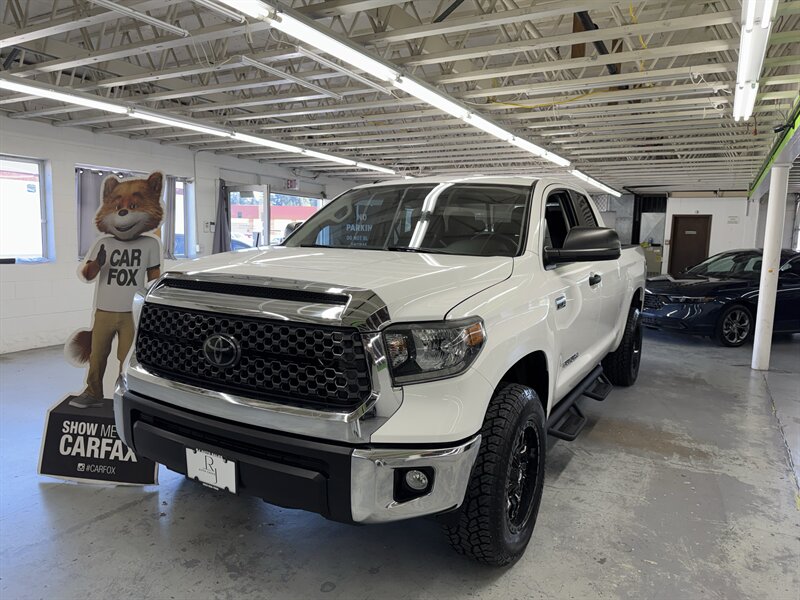 2018 Toyota Tundra SR5 (LOW MILES 55K) 12 SERVICE RECORDS   - Photo 1 - Portland, OR 97267