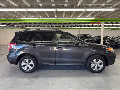 2016 Subaru Forester 2.5i Limited/ TWO OWNERS/ 29 SERVICES   - Photo 4 - Portland, OR 97267