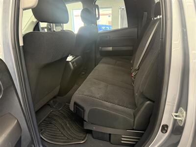 2013 Toyota Tundra Grade5.7 V8 LOW MILEAGE 109k 2 OWNER   - Photo 11 - Portland, OR 97267