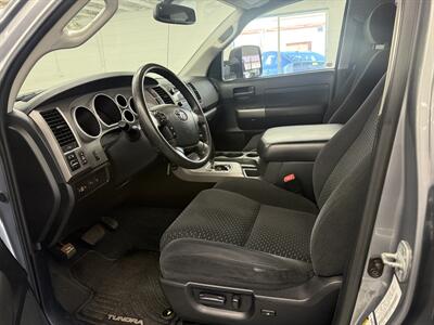 2013 Toyota Tundra Grade5.7 V8 LOW MILEAGE 109k 2 OWNER   - Photo 10 - Portland, OR 97267