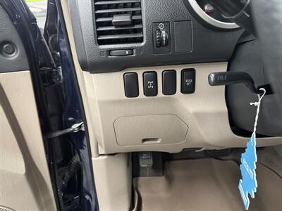 2007 Toyota 4Runner SR5 4dr SUV low miles (123K) - Photo 19 - Portland, OR 97267