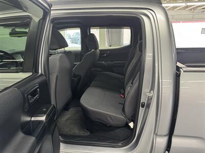 2016 Toyota Tacoma TRD Sport LONG BED (LOW MILES 97K)   - Photo 13 - Portland, OR 97267