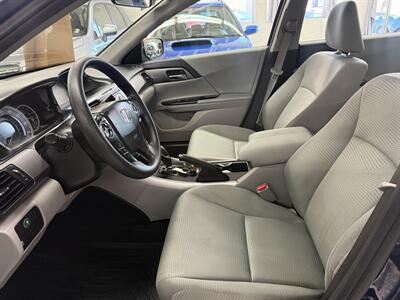 2014 Honda Accord LX/ ONE OWNER/ LOW MILES 44K MILES!   - Photo 11 - Portland, OR 97267