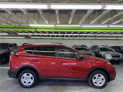 2013 Toyota RAV4 LE (LOW MILES 31K) ONE OWNER - Photo 8 - Portland, OR 97267
