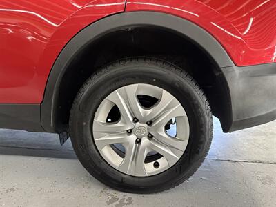 2013 Toyota RAV4 LE (LOW MILES 31K) ONE OWNER - Photo 18 - Portland, OR 97267