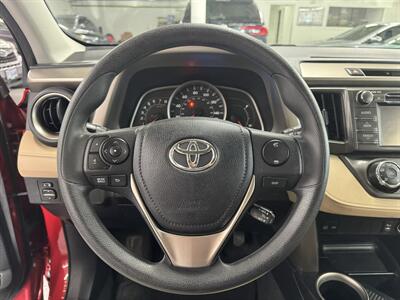 2013 Toyota RAV4 LE (LOW MILES 31K) ONE OWNER - Photo 12 - Portland, OR 97267