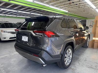 2023 Toyota RAV4 Limited   - Photo 6 - Portland, OR 97267