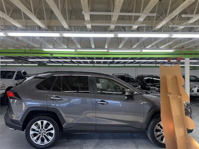 2023 Toyota RAV4 Limited   - Photo 8 - Portland, OR 97267