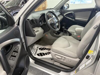 2012 Toyota RAV4 Limited ONE OWNER 29 SERVICE REC   - Photo 12 - Portland, OR 97267