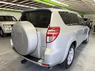 2012 Toyota RAV4 Limited ONE OWNER 29 SERVICE REC   - Photo 4 - Portland, OR 97267