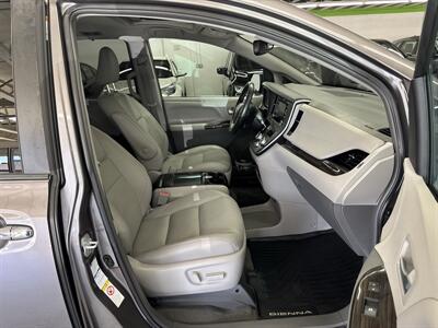 2019 Toyota Sienna XLE 7-Passenger (LOW MILES 33K) 2 OWNERS - Photo 15 - Portland, OR 97267