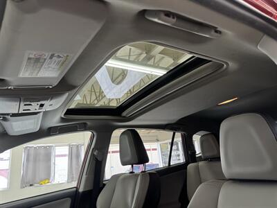 2017 Toyota RAV4 Limited 45 SERVICE RECORD   - Photo 18 - Portland, OR 97267