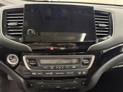 2019 Honda Pilot Touring ONE OWNER 89k MILE   - Photo 12 - Portland, OR 97267