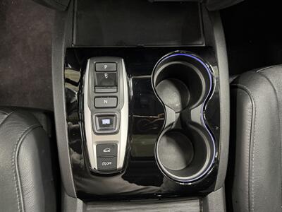 2019 Honda Pilot Touring ONE OWNER 89k MILE   - Photo 24 - Portland, OR 97267