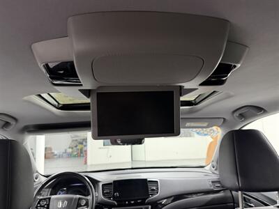 2019 Honda Pilot Touring ONE OWNER 89k MILE   - Photo 14 - Portland, OR 97267