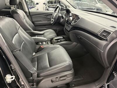 2019 Honda Pilot Touring ONE OWNER 89k MILE   - Photo 15 - Portland, OR 97267