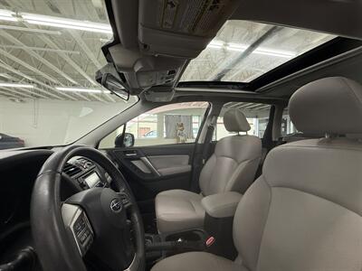 2015 Subaru Forester 2.5i Touring/ 31 SERVICE RECORDS!   - Photo 10 - Portland, OR 97267