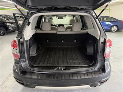2015 Subaru Forester 2.5i Touring/ 31 SERVICE RECORDS!   - Photo 21 - Portland, OR 97267