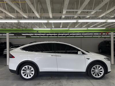 2018 Tesla Model X 100D LOW MILES 56K (2 OWNERS)   - Photo 8 - Portland, OR 97267