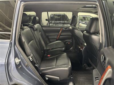 2011 Toyota Highlander Hybrid Limited (ONE OWNER) WITH 41 SERVICE RECORDS - Photo 15 - Portland, OR 97267