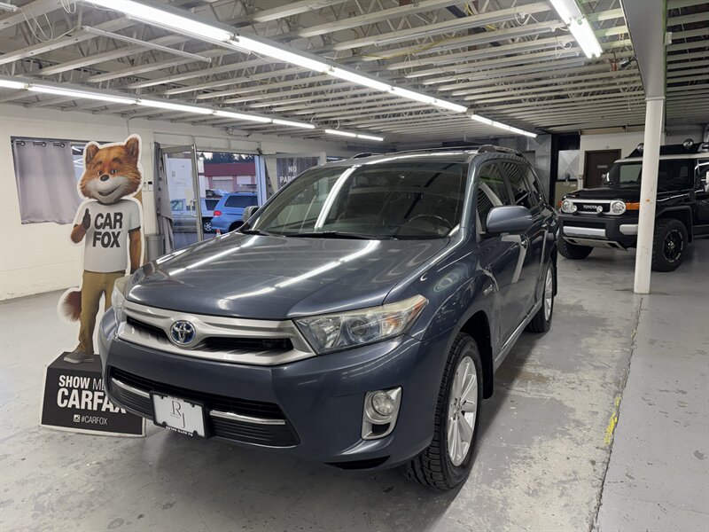 2011 Toyota Highlander Hybrid Limited (ONE OWNER) WITH 41 SERVICE RECORDS  