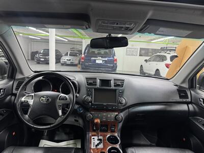 2011 Toyota Highlander Hybrid Limited (ONE OWNER) WITH 41 SERVICE RECORDS - Photo 17 - Portland, OR 97267