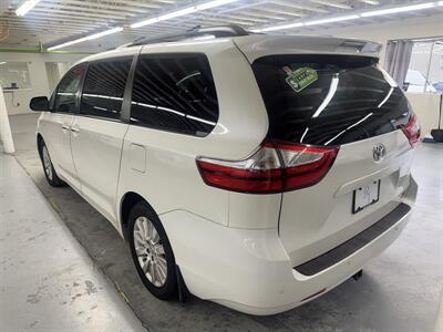 2016 Toyota Sienna XLE AWD ONE OWNER, LOW MILES(96k)   - Photo 4 - Portland, OR 97267