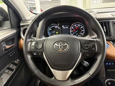 2016 Toyota RAV4 Hybrid Limited TWO OWNER/LOW MILE 84K   - Photo 15 - Portland, OR 97267