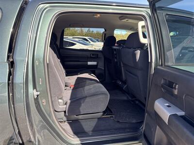 2007 Toyota Tundra SR5 (LOW MILES 116K) TRD PKG   - Photo 16 - Portland, OR 97267