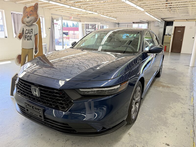 2024 Honda Accord EX ONE OWNER   - Photo 1 - Portland, OR 97267