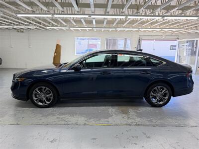 2024 Honda Accord EX ONE OWNER   - Photo 9 - Portland, OR 97267