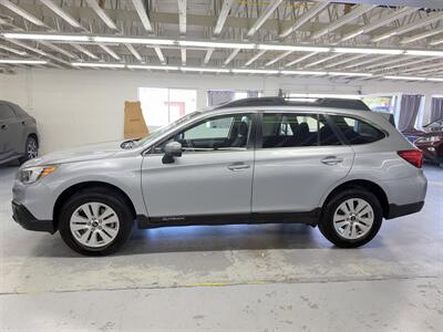 2017 Subaru Outback 2.5i Premium 2 OWNER 18 SERVICE   - Photo 8 - Portland, OR 97267