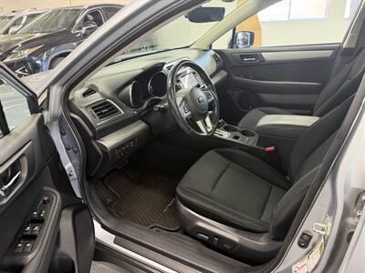 2017 Subaru Outback 2.5i Premium 2 OWNER 18 SERVICE   - Photo 11 - Portland, OR 97267