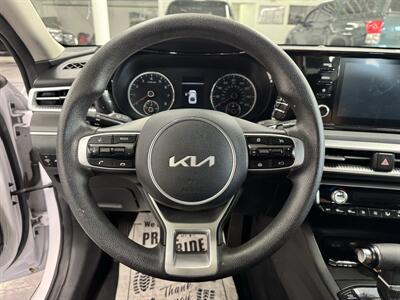 2022 Kia K5 LXS (2 OWNERS) GREAT DEAL - Photo 10 - Portland, OR 97267