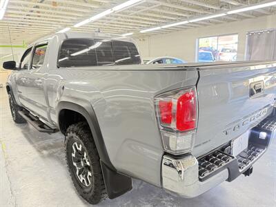 2021 Toyota Tacoma TRD Off-Road LOW MILE 38K   - Photo 4 - Portland, OR 97267