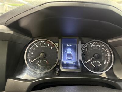 2021 Toyota Tacoma TRD Off-Road LOW MILE 38K   - Photo 20 - Portland, OR 97267