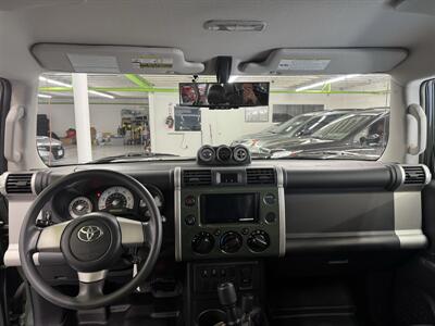 2010 Toyota FJ Cruiser RR DIFF LOCK MINT CONDITION   - Photo 9 - Portland, OR 97267