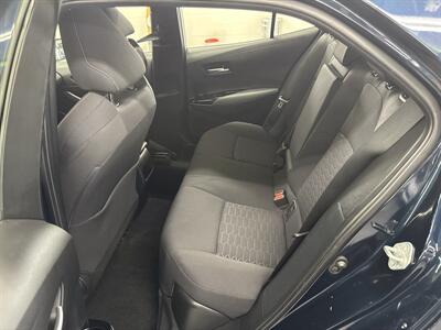 2021 Toyota Corolla Hatchback SE (LOW MILES 48K) MANUAL   - Photo 13 - Portland, OR 97267