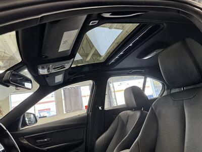 2016 BMW 3 Series 320i xDrive (LOW MILES 61K) - Photo 15 - Portland, OR 97267