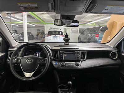 2018 Toyota RAV4 Hybrid LE GAS SAVER - Photo 10 - Portland, OR 97267