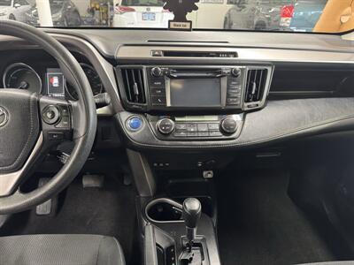 2018 Toyota RAV4 Hybrid LE GAS SAVER - Photo 11 - Portland, OR 97267