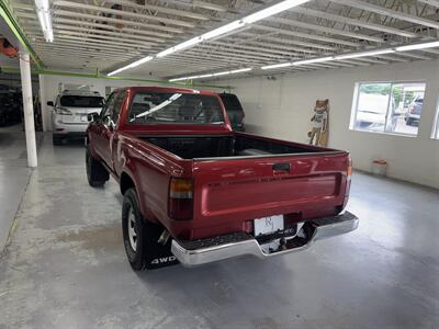 1992 Toyota Pickup Deluxe V6 LOW MILES (115K)   - Photo 4 - Portland, OR 97267