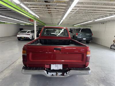1992 Toyota Pickup Deluxe V6 LOW MILES (115K)   - Photo 5 - Portland, OR 97267