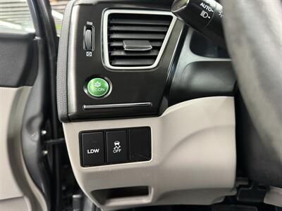 2013 Honda Civic Hybrid (19 SERVICE RECORDS)   - Photo 17 - Portland, OR 97267