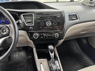 2013 Honda Civic Hybrid (19 SERVICE RECORDS)   - Photo 16 - Portland, OR 97267