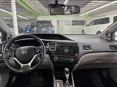 2013 Honda Civic Hybrid (19 SERVICE RECORDS)   - Photo 10 - Portland, OR 97267