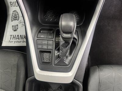 2020 Toyota RAV4 XLE TWO OWNER GREAT SHAPE   - Photo 16 - Portland, OR 97267