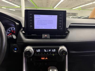 2019 Toyota RAV4 XLE - Photo 17 - Portland, OR 97267
