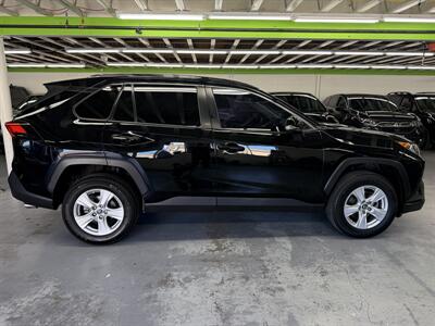 2019 Toyota RAV4 XLE - Photo 7 - Portland, OR 97267